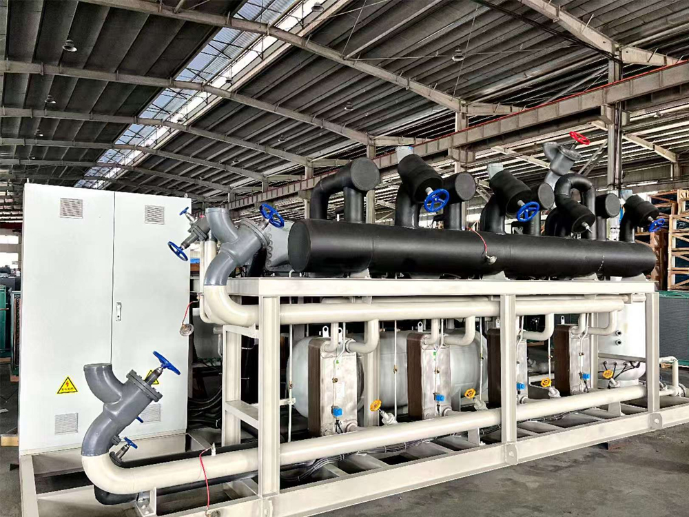 Tilpassede multiparallelle skruekompressorenheter